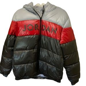 JORDAN DEPT OF FLIGHT STRIPE PUFFER JACKET BOYS MEDIUM